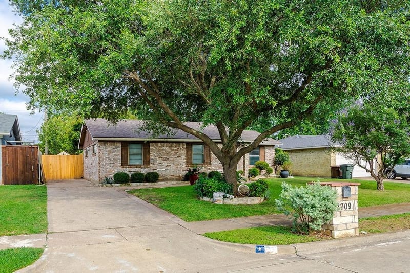 2709 Jasmine Lane, Plano TX 75074 - Photo 3