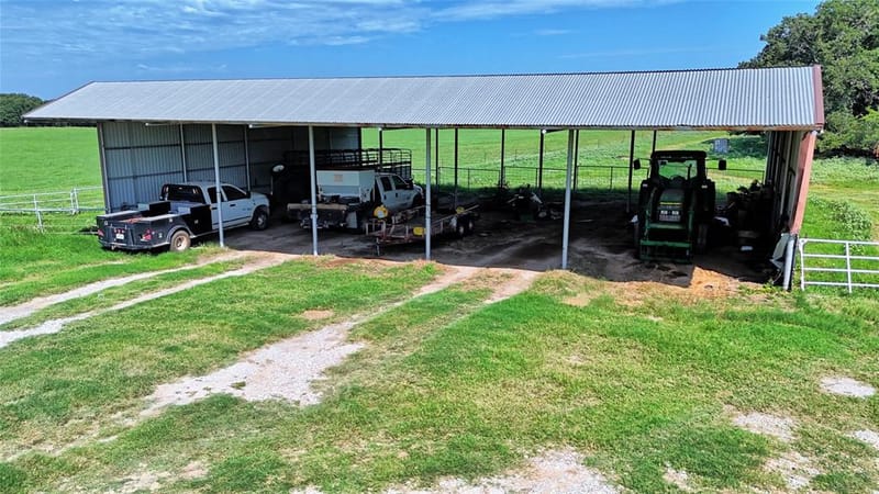 8752 Fm 1749, Sunset TX 76270 - Photo 20
