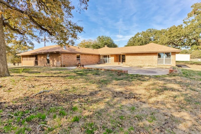 8752 Fm 1749, Sunset TX 76270 - Photo 21