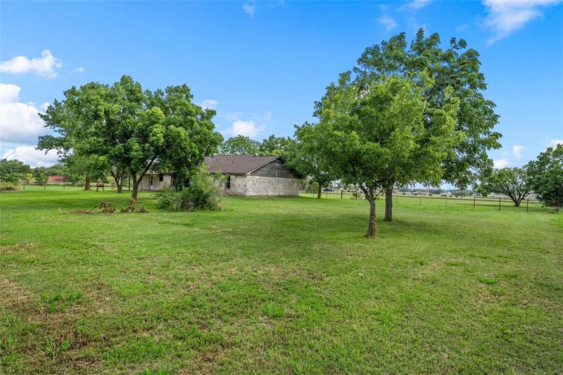 188 N Baese Road, West TX 76691 - Photo 24