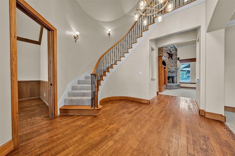 140 Eagles Peak Lane, Double Oak TX 75077 - Photo 4