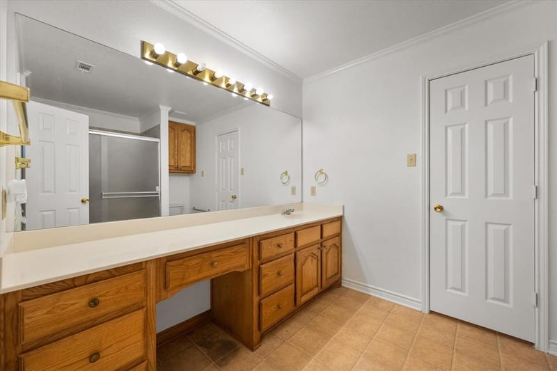 1209 W 3rd Avenue, Corsicana TX 75110 - Photo 23