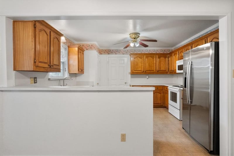 1209 W 3rd Avenue, Corsicana TX 75110 - Photo 13