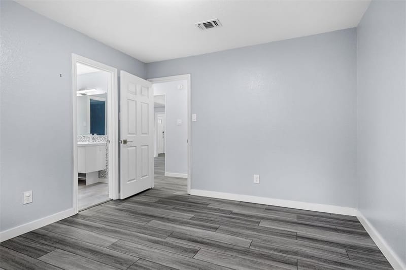 1908 Lakehill Court, Arlington TX 76012 - Photo 24