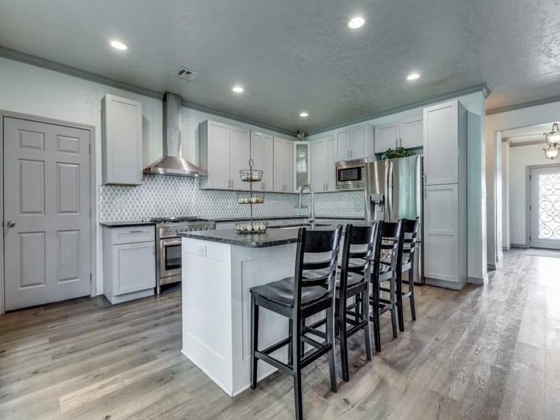 203 Pueblo Drive, Lake Kiowa TX 76240 - Photo 9