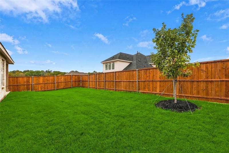 1710 Whispering Meadow Drive, Van Alstyne TX 75495 - Photo 5