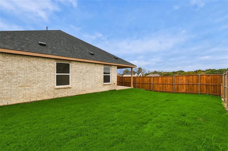 1710 Whispering Meadow Drive, Van Alstyne TX 75495 - Photo 15