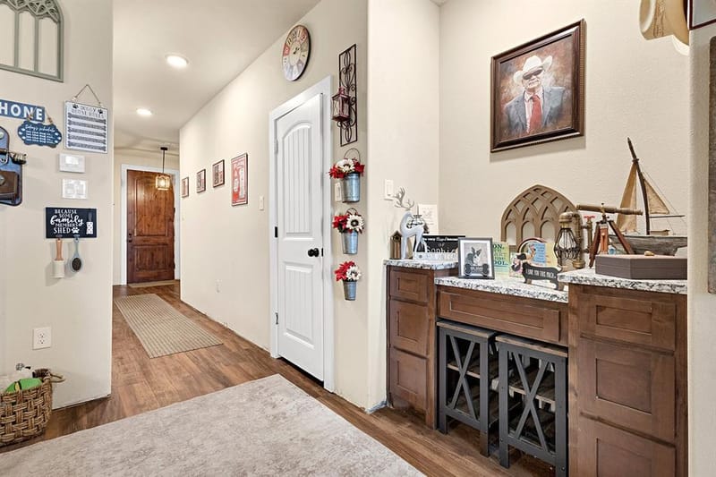 540 E Main Street, Pilot Point TX 76258 - Photo 6