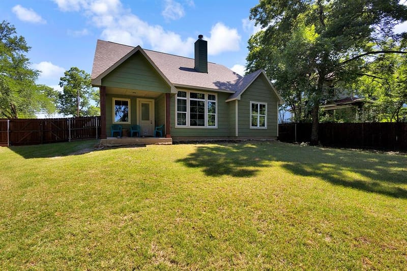 540 E Main Street, Pilot Point TX 76258 - Photo 26