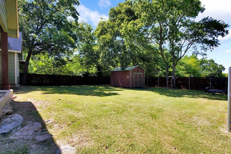 540 E Main Street, Pilot Point TX 76258 - Photo 28