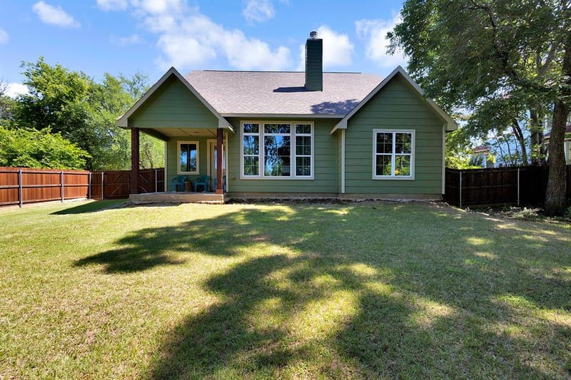 540 E Main Street, Pilot Point TX 76258 - Photo 25