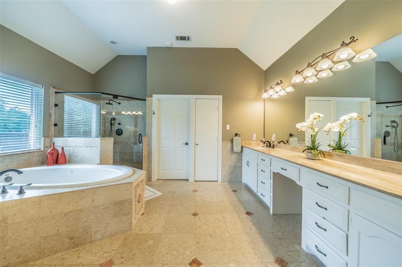 2700 Sunset Circle, Plano TX 75093 - Photo 16