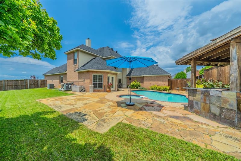2700 Sunset Circle, Plano TX 75093 - Photo 33