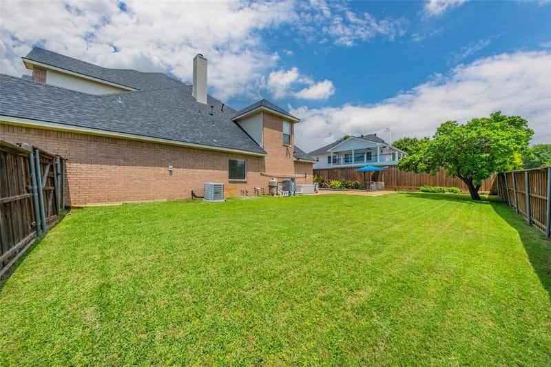 2700 Sunset Circle, Plano TX 75093 - Photo 31