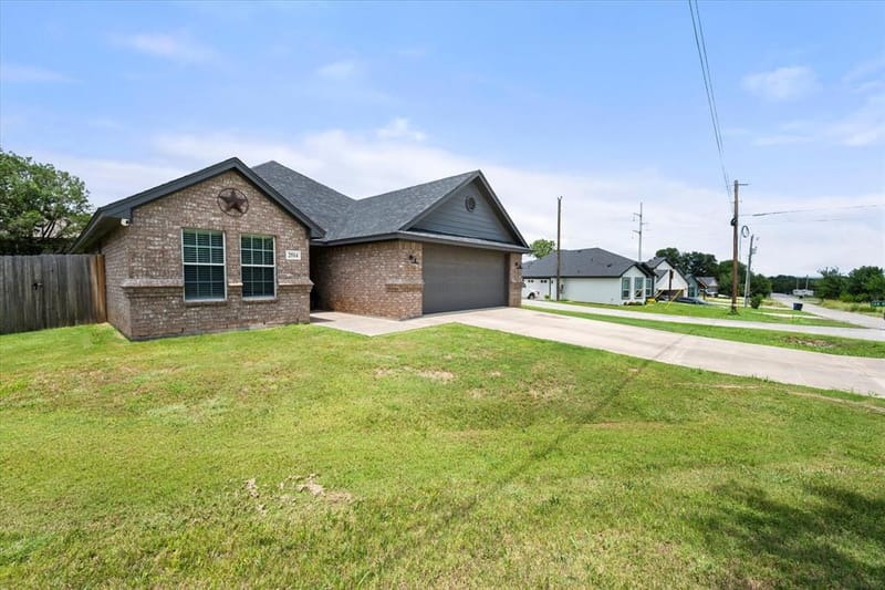 2514 San Gabriel Drive, Granbury TX 76048 - Photo 26