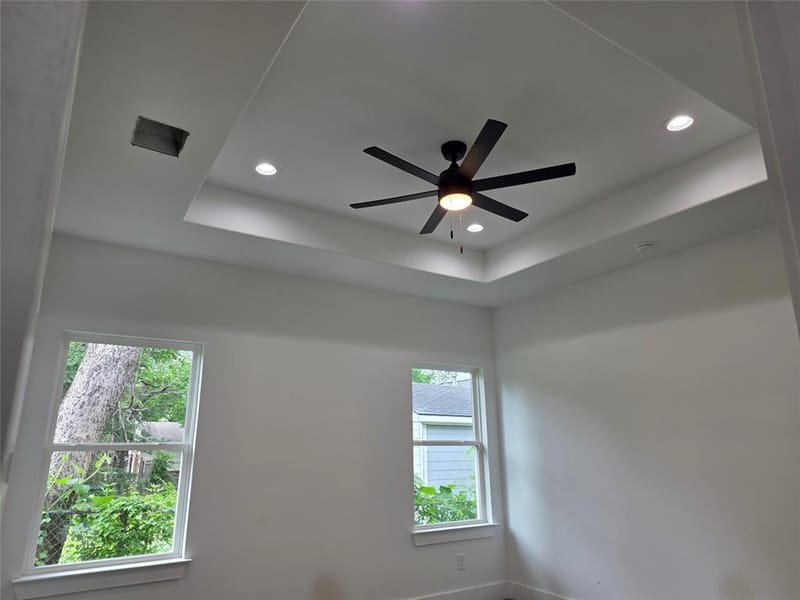 322 W Brownlee Avenue, Dallas TX 75224 - Photo 10