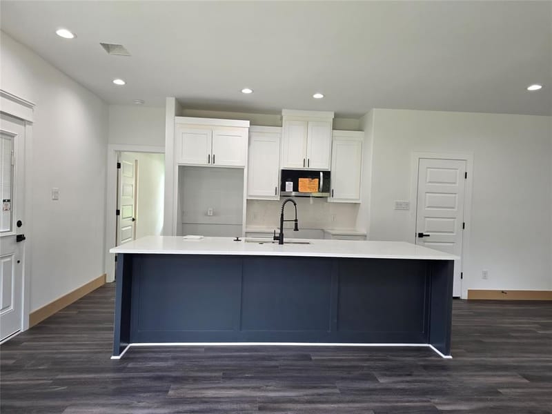 322 W Brownlee Avenue, Dallas TX 75224 - Photo 4