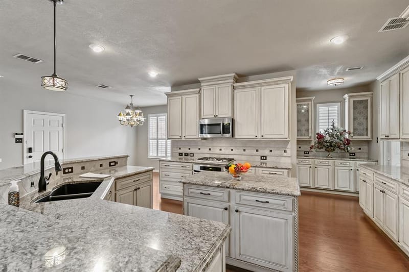 7534 Chinaberry Lane, Frisco TX 75033 - Photo 12