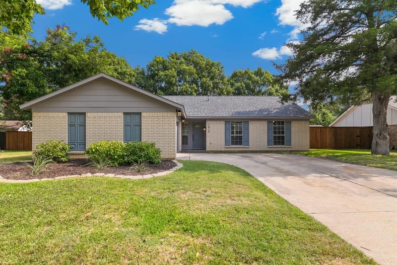1912 Buckeye Drive, Flower Mound TX 75028