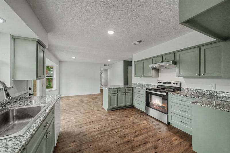 805 Stratford Drive, Bedford TX 76021 - Photo 9