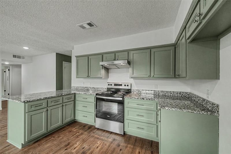 805 Stratford Drive, Bedford TX 76021 - Photo 10
