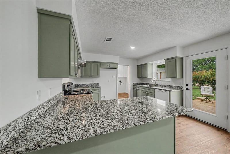 805 Stratford Drive, Bedford TX 76021 - Photo 11