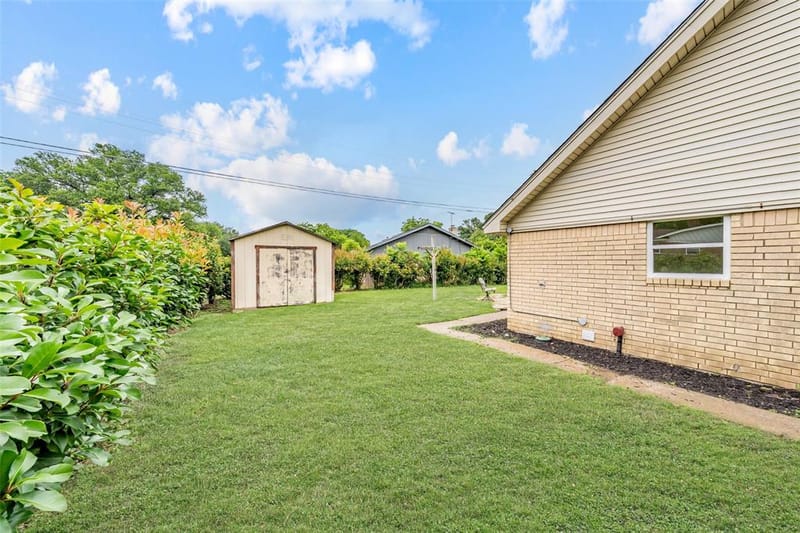 805 Stratford Drive, Bedford TX 76021 - Photo 21