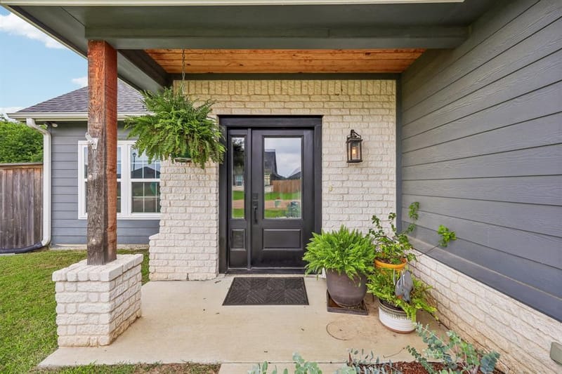 116 E Bexar Street, Mabank TX 75147 - Photo 4