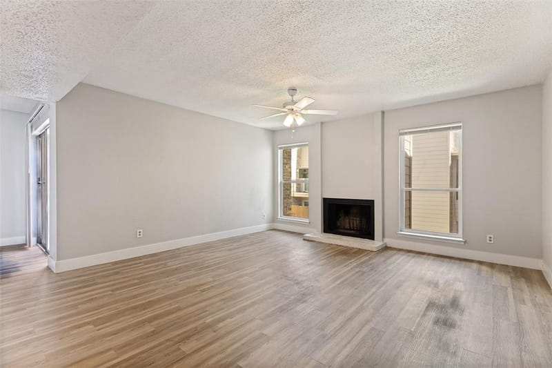 5522 Boca Raton Boulevard # 404, Fort Worth TX 76112 - Photo 2