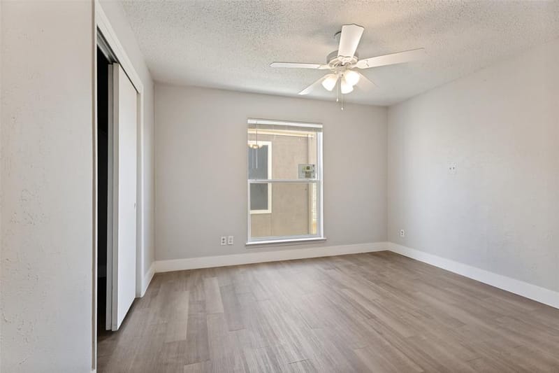 5522 Boca Raton Boulevard # 404, Fort Worth TX 76112 - Photo 6