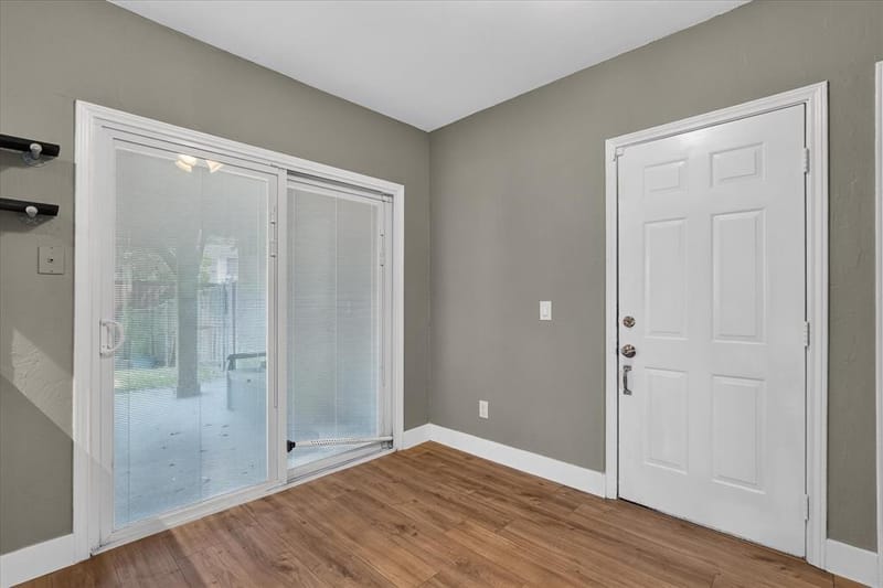 2117 Lavaca Trail, Carrollton TX 75010 - Photo 15
