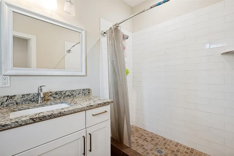 343 N Morris Street, Gainesville TX 76240 - Photo 22