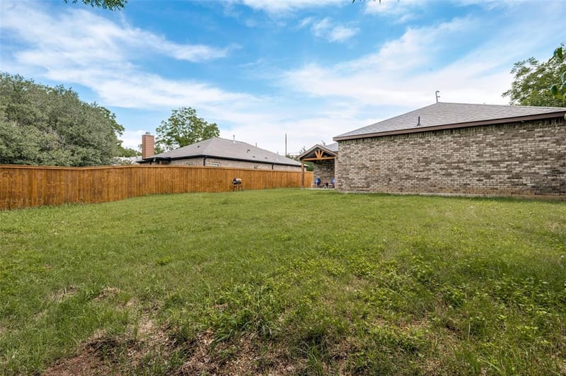 343 N Morris Street, Gainesville TX 76240 - Photo 24