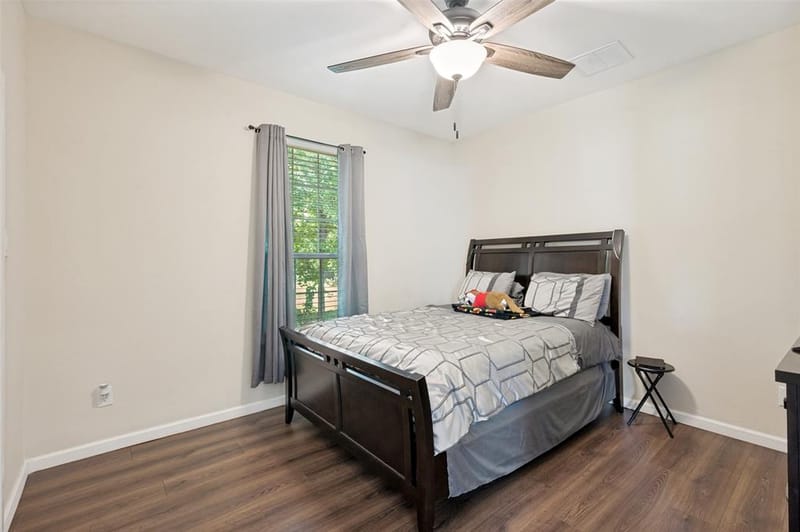 343 N Morris Street, Gainesville TX 76240 - Photo 15