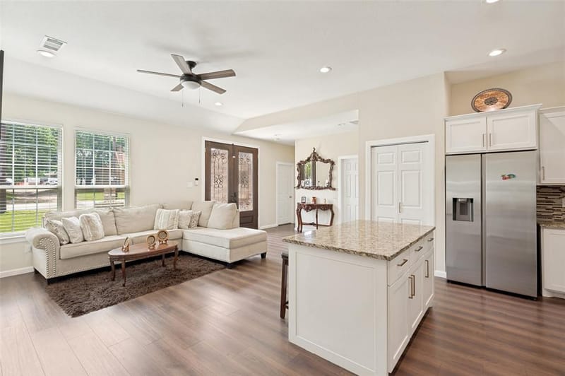 343 N Morris Street, Gainesville TX 76240 - Photo 8