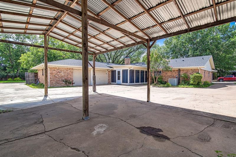 4300 Barcelona Drive, Fort Worth TX 76133 - Photo 32