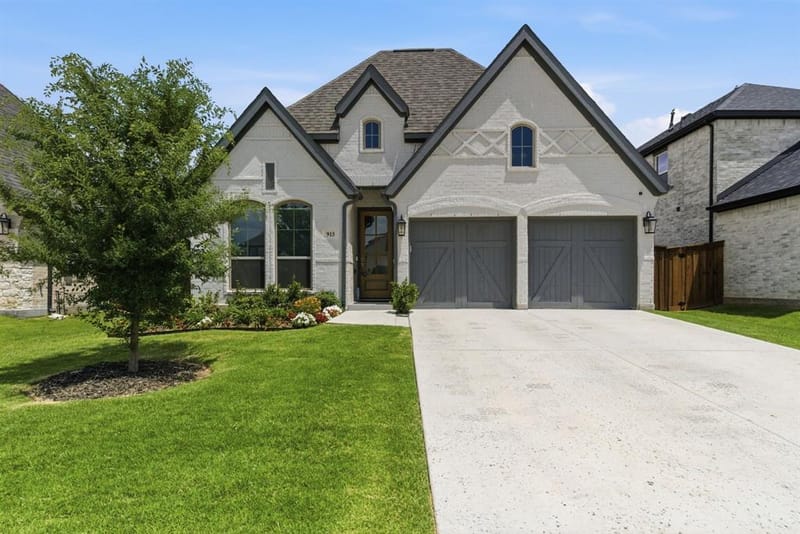 915 Winter Cherry Lane, Haslet TX 76052
