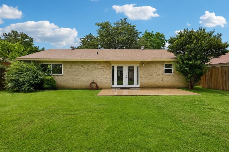 2033 Rose Hill Road, Carrollton TX 75007 - Photo 28