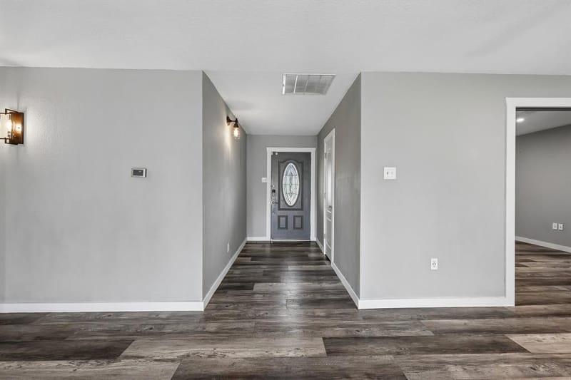 2033 Rose Hill Road, Carrollton TX 75007 - Photo 5