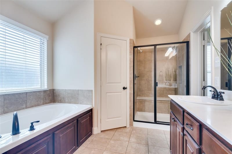 1417 Reiger Drive, Greenville TX 75402 - Photo 14