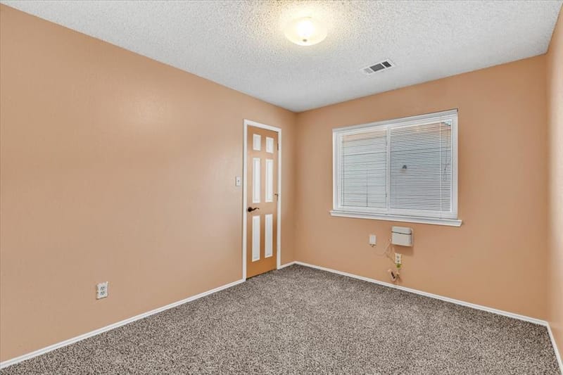 215 Ironbark Drive, Arlington TX 76018 - Photo 28