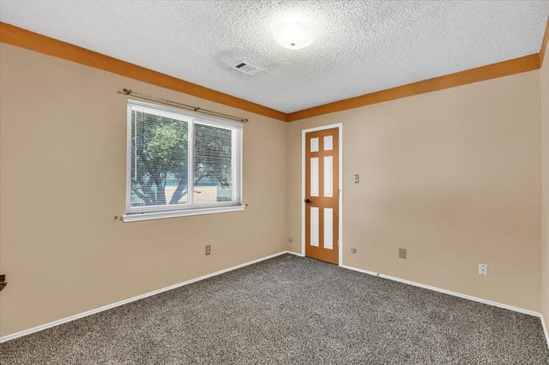 215 Ironbark Drive, Arlington TX 76018 - Photo 30