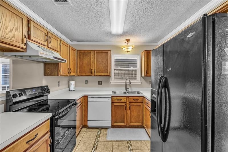 215 Ironbark Drive, Arlington TX 76018 - Photo 14