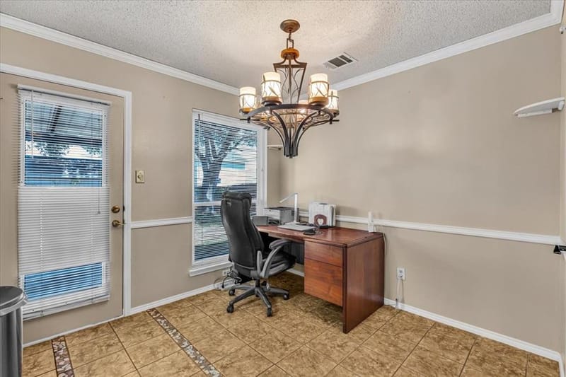 215 Ironbark Drive, Arlington TX 76018 - Photo 11