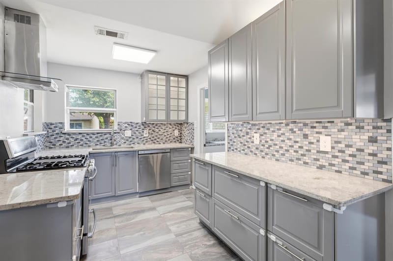 4017 Timberidge Drive, Irving TX 75038 - Photo 9