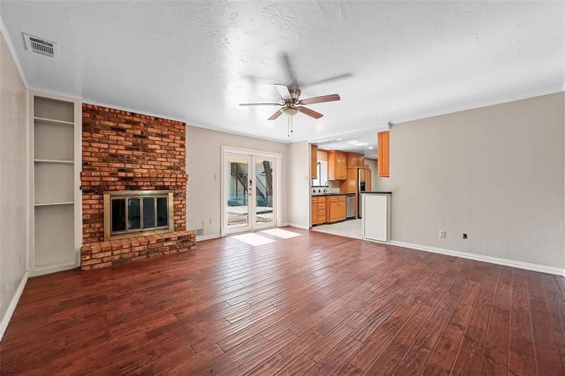 412 Spinner Road, DeSoto TX 75115 - Photo 3