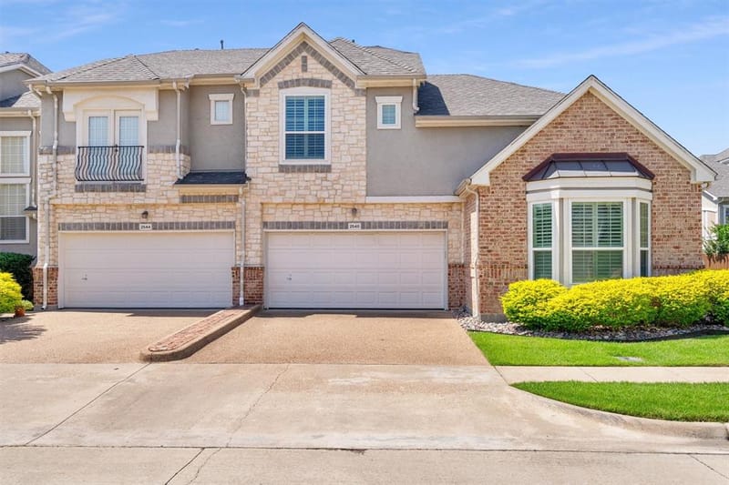 2548 Corbeau Drive, Irving TX 75038 - Photo 2
