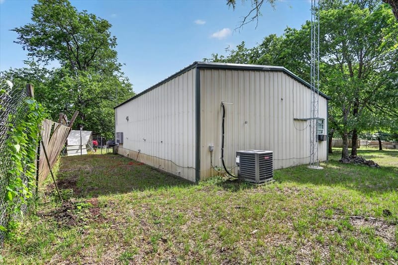 2625 County Road 2510, Quinlan TX 75474 - Photo 8