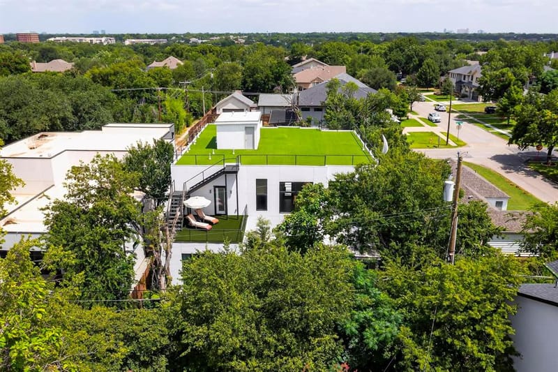 3946 N Cresthaven Road, Dallas TX 75209 - Photo 33