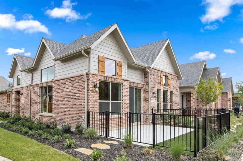 8609 Del Rio Trail, Rowlett TX 75089 - Photo 3